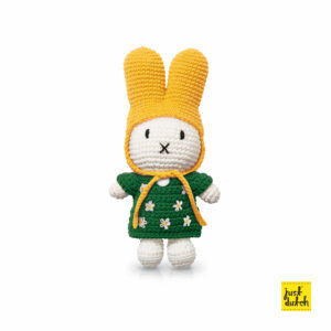 flowers - miffy handmade and her green flowerdress + yellow hat (EAN-871 932 438 1154)