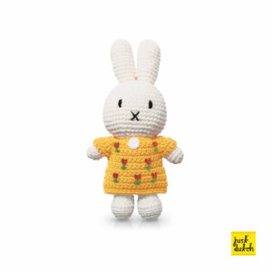 tulips - miffy handmade and her yellow tulipdress (EAN-710 142 894 9117) tulips - miffy handmade and her yellow tulipdress (EAN-710 142 894 9117)